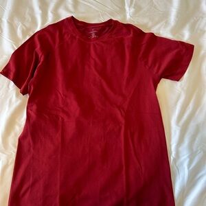 Fabletics Vibrant Red Short Sleeve Tee
